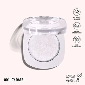 (001, ICY DAZE) DREAMLIGHT HIGHLIGHTER BALM